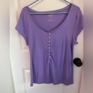 Old Navy henley t-shirt size XL